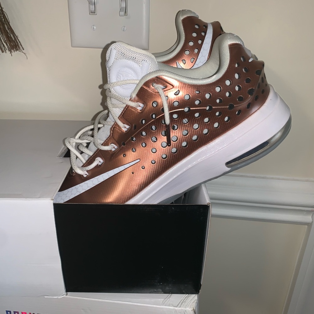 New KD 7 Elite EYBL